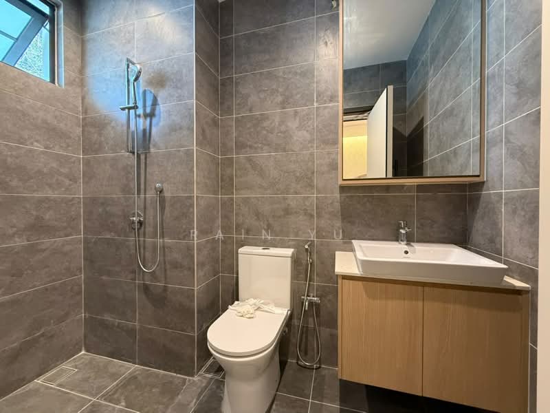 Rumah Berkembar untuk Dijual di Sungai Ara (Penang) - Rain Yu - Bathroom 5 - PropertyGuru.com.my