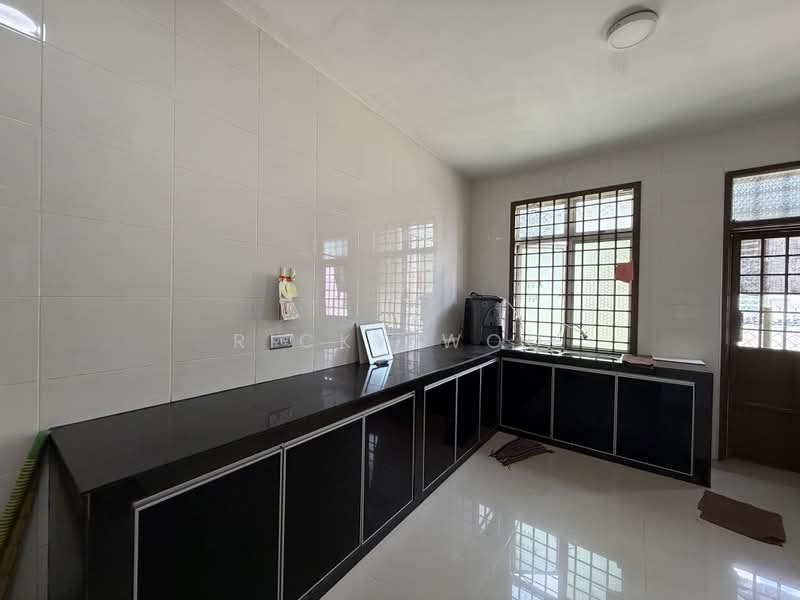 1-storey Terraced House for Sale in Taman Nusa Bestari 2 (Iskandar Puteri (Nusajaya)) - Ricky Woo - Kitchen - PropertyGuru.com.my