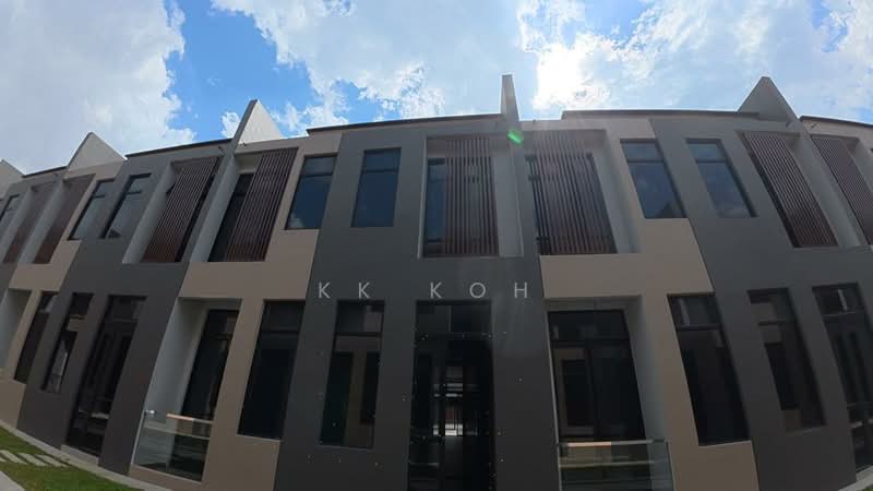 2-storey Terraced House for Sale in Puteri Harbour (Iskandar Puteri (Nusajaya)) - KK Koh - Exterior - PropertyGuru.com.my