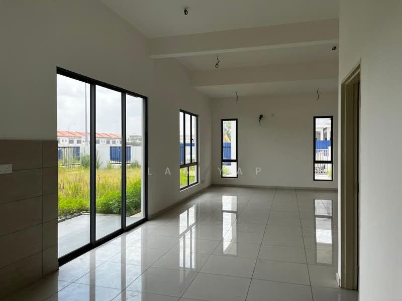 2-storey Terraced House for Sale in Setia Alam (Selangor) - Alan Yap - Living Room - PropertyGuru.com.my