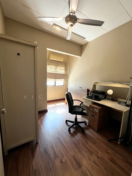 Rumah Teres 2 Tingkat untuk Dijual di Taman Kelana Idaman (Ara Damansara) - Victor Liew - Study - PropertyGuru.com.my
