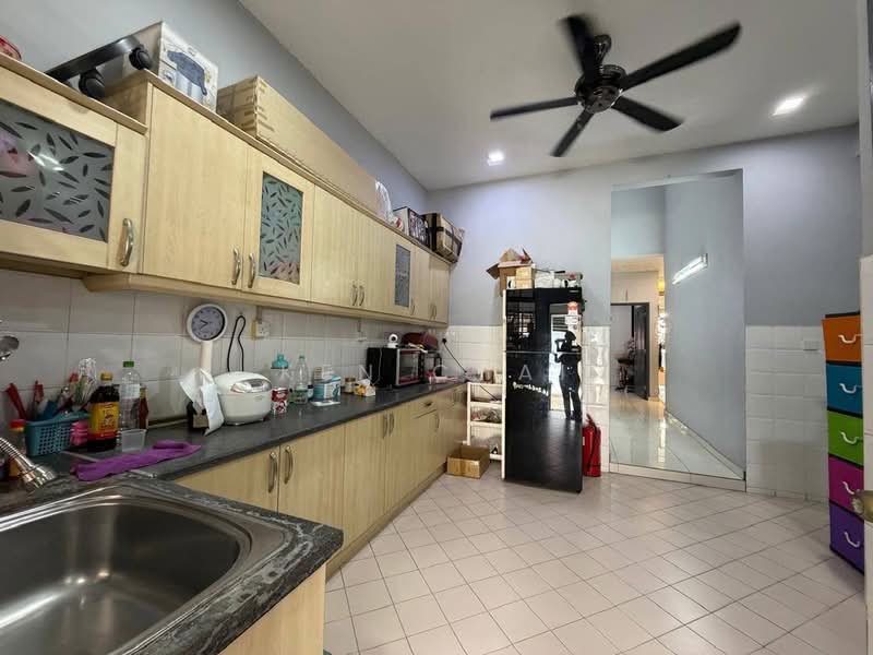 1-storey Terraced House for Sale in Taman Molek (Johor Bahru) - Ken Chai - PropertyGuru.com.my