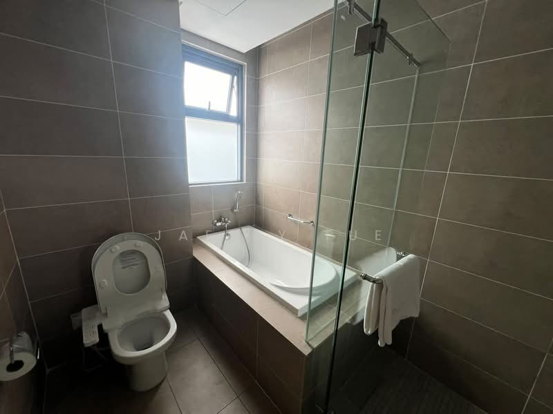 Servis Apartment untuk Disewa di Mitsui Serviced Suites - Jaffry Tue - Bathroom - PropertyGuru.com.my