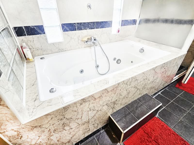 Rumah Teres 2 Tingkat untuk Dijual di Kampung Raya Baru (Tanjung Tokong) - Eiffel Huam - Bathroom - PropertyGuru.com.my