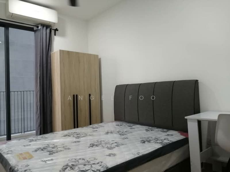 Servis Apartment untuk Dijual di Emporis - Angel Foo - Bedroom - PropertyGuru.com.my