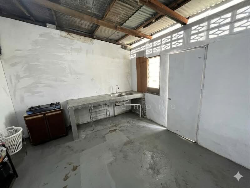 2-storey Terraced House for Sale in Taman Bukit Belimbing (Balakong) - Kent Chong - Kitchen - PropertyGuru.com.my