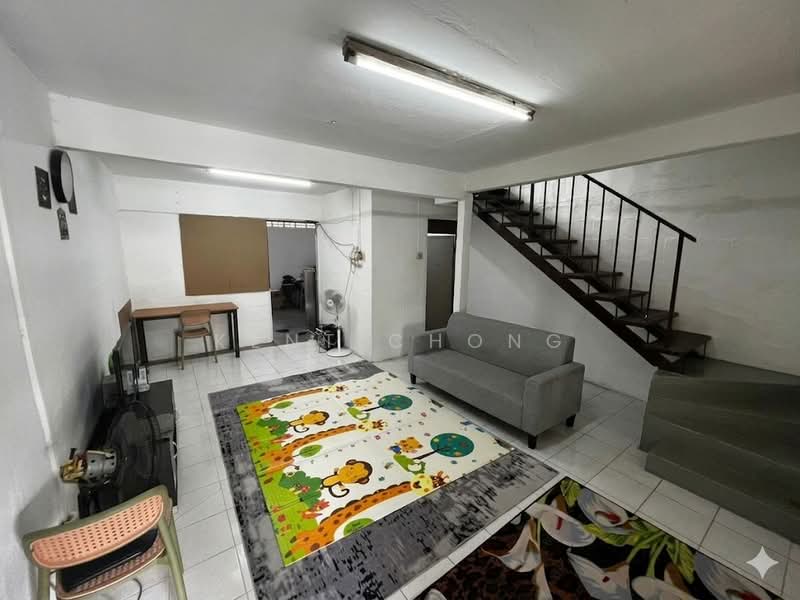 2-storey Terraced House for Sale in Taman Bukit Belimbing (Balakong) - Kent Chong - Living Room - PropertyGuru.com.my