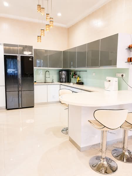 Rumah Berkembar untuk Dijual di Taman Seputeh (Seputeh) - KK . - Kitchen - PropertyGuru.com.my