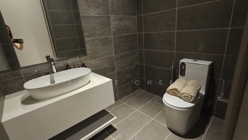 Kondominium untuk Dijual di TRIA Seputeh in 9 Seputeh, Kuala Lumpur - Joyce Chee - Bathroom - PropertyGuru.com.my