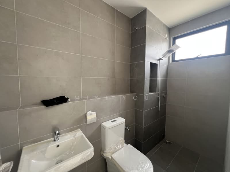 Rumah Teres 2-Tingkat untuk Dijual di Telok Panglima Garang (Selangor) - Miki You - Bathroom - PropertyGuru.com.my