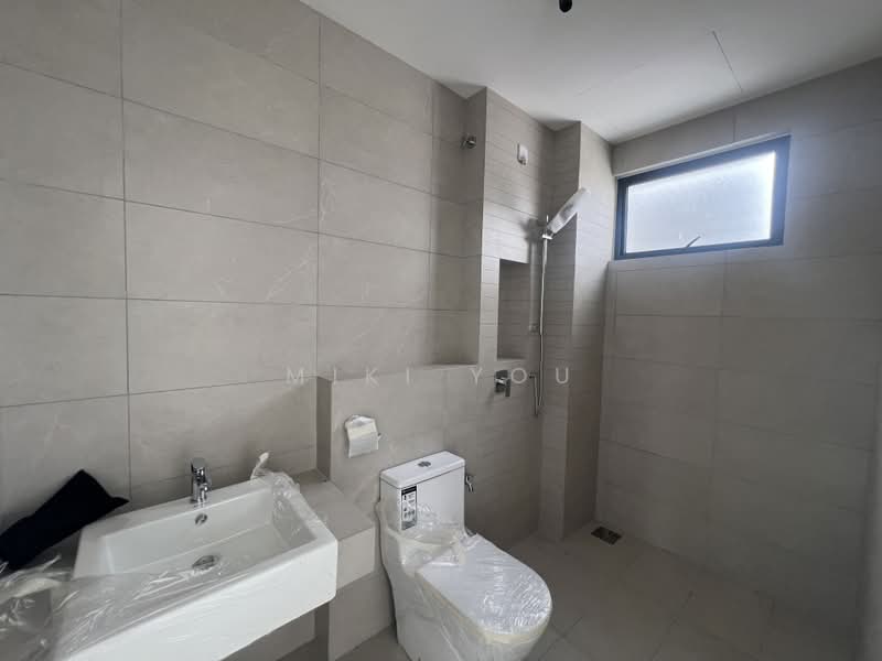 Rumah Teres 2-Tingkat untuk Dijual di Telok Panglima Garang (Selangor) - Miki You - Bathroom - PropertyGuru.com.my
