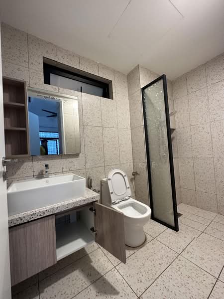 Service Residence for Sale at The Rosewoodz @ Bukit Jalil - Lee Luke - Bathroom - PropertyGuru.com.my