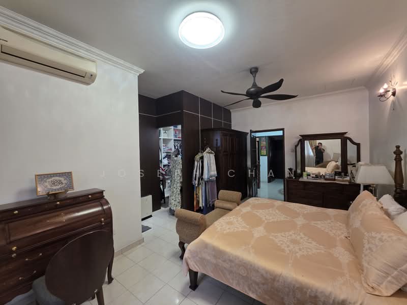 Rumah Teres 2 Tingkat untuk Dijual di Seksyen 7 (Shah Alam) - Joseph Chan - Bedroom - PropertyGuru.com.my