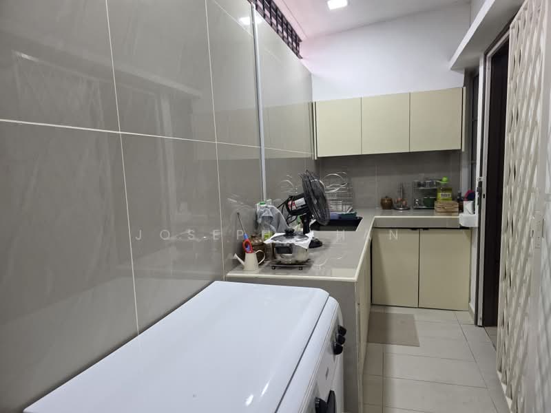 Rumah Teres 2 Tingkat untuk Dijual di Seksyen 7 (Shah Alam) - Joseph Chan - Kitchen - PropertyGuru.com.my