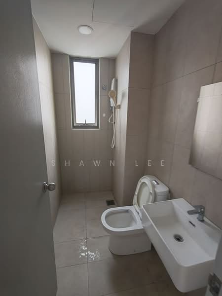 Servis Apartment untuk Disewa di Kenwingston Platz - Shawn Lee - Bathroom - PropertyGuru.com.my