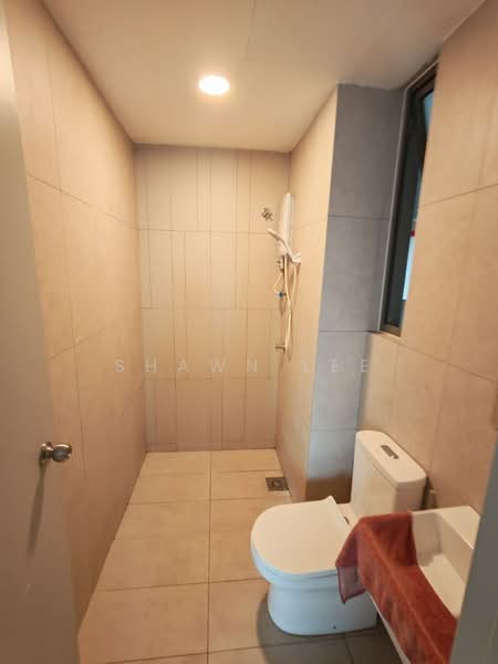 Servis Apartment untuk Disewa di Kenwingston Platz - Shawn Lee - Bathroom - PropertyGuru.com.my