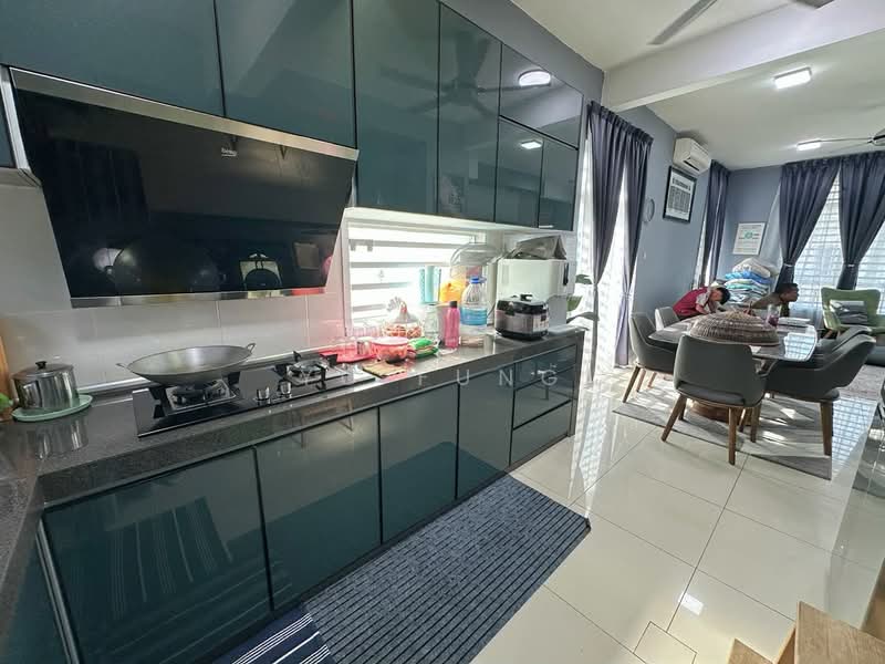 2-storey Terraced House for Rent in Johor Bahru (Johor) - YC Fung - Kitchen - PropertyGuru.com.my