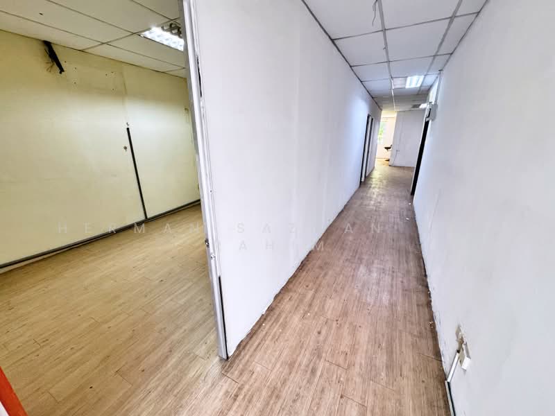 Shop / Office for Rent in Taman Bunga Kantan (Kajang) - Herman Sazwan Nor Rahim - Interior - PropertyGuru.com.my
