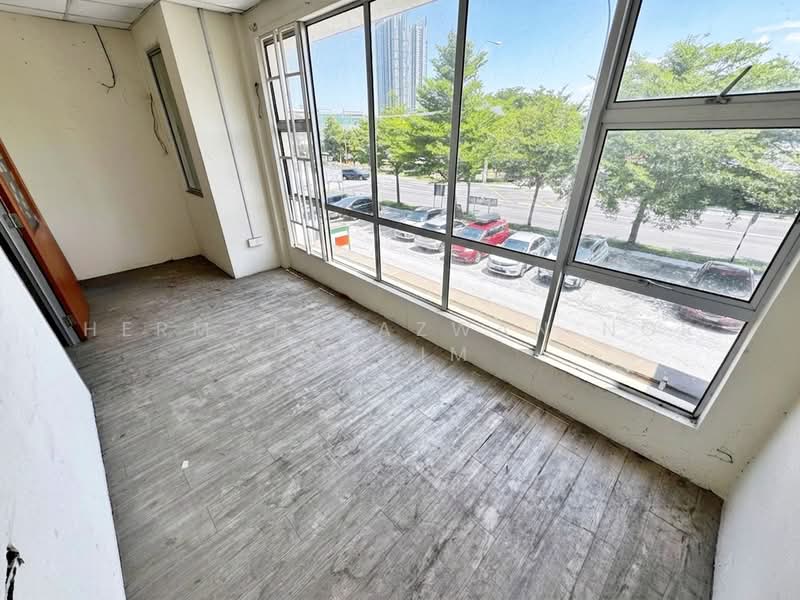 Shop / Office for Rent in Taman Bunga Kantan (Kajang) - Herman Sazwan Nor Rahim - Interior - PropertyGuru.com.my