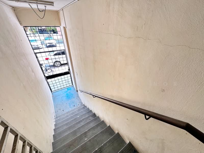 Shop / Office for Rent in Taman Bunga Kantan (Kajang) - Herman Sazwan Nor Rahim - Corridor - PropertyGuru.com.my