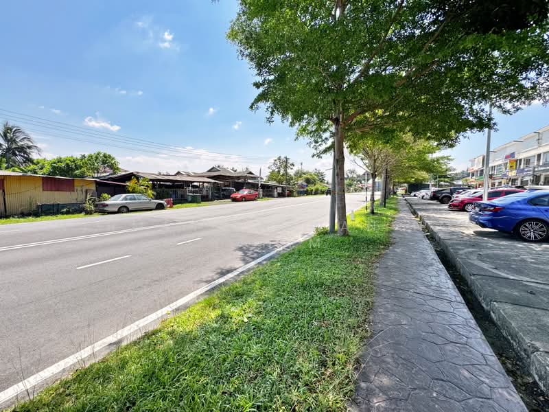 Shop / Office for Rent in Taman Bunga Kantan (Kajang) - Herman Sazwan Nor Rahim - Exterior - PropertyGuru.com.my