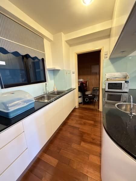 Condominium for Sale at Grand Ocean - Fanny Wong - Kitchen - PropertyGuru.com.my
