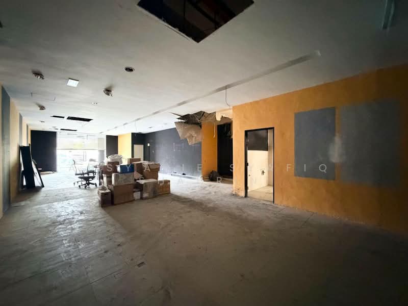 Kedai / Pejabat untuk Disewa di Seksyen 13 (Shah Alam) - Absyarie Syafiq Shahrin - Interior - PropertyGuru.com.my