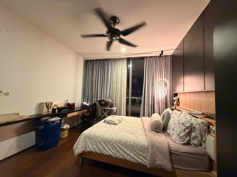 Kondominium untuk Dijual di The Fennel - Lucas Sit - Bedroom - PropertyGuru.com.my
