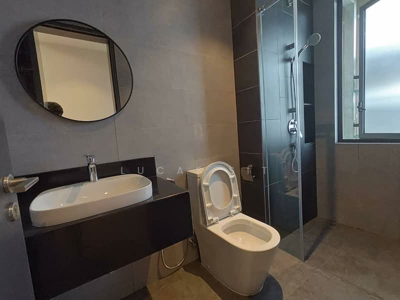 Kediaman Servis untuk Dijual di Sunway Velocity TWO - Lucas Sit - Bathroom - PropertyGuru.com.my