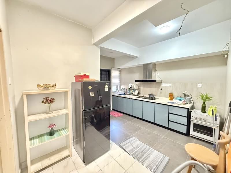 Rumah Teres 2 Tingkat untuk Dijual di Kota Damansara (Selangor) - Alif Saad - Kitchen - PropertyGuru.com.my