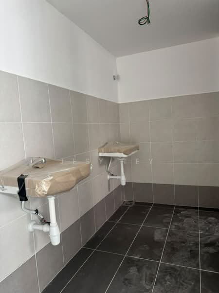 Shop / Office for Rent in Bandar Baru Permas Jaya (Permas Jaya) - Jesy Tey - Bathroom - PropertyGuru.com.my