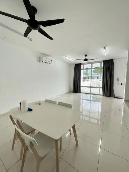 2-storey Terraced House for Sale in Setia Eco Cascadia (Tebrau) - Wee Howe - Living Room - PropertyGuru.com.my