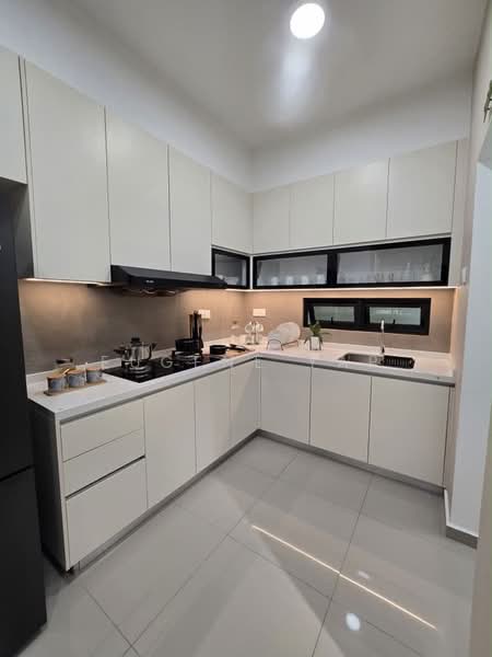 Servis Apartment untuk Dijual di 99 Legend @ KL North - Eugene Yap - Kitchen - PropertyGuru.com.my