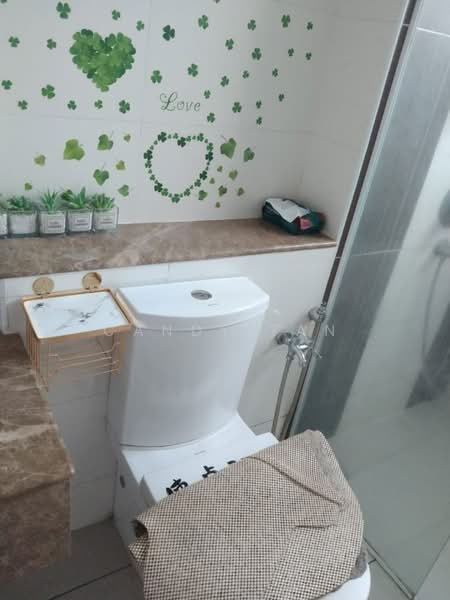 Semi-Detached House for Sale in Taman Taming Indah 2 (Bandar Sungai Long) - Candy Tan - Bathroom - PropertyGuru.com.my