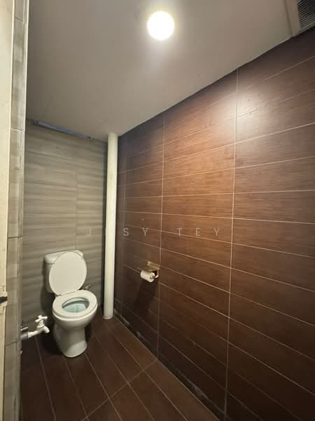 Shop / Office for Rent in Taman Molek (Johor Bahru) - Jesy Tey - PropertyGuru.com.my