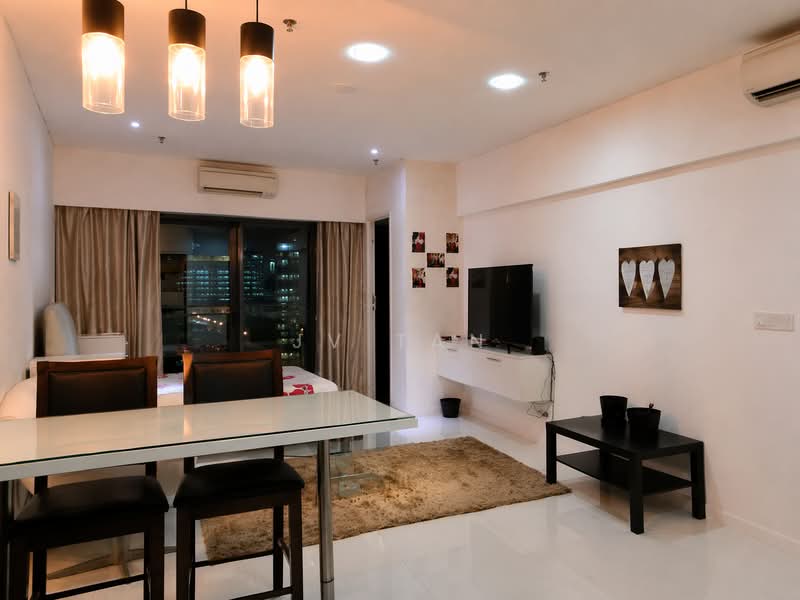 Servis Apartment untuk Disewa di Mercu Summer Suites - JV TAN - Living Room - PropertyGuru.com.my
