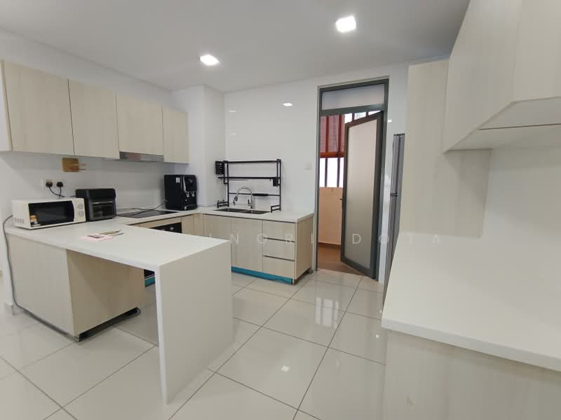Kondominium untuk Disewa di Vivo Residential Suites - Yoshinori Dota - Kitchen - PropertyGuru.com.my