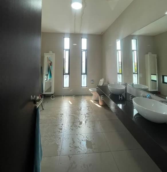 Bungalow for Sale in Masai (Johor) - Michelle He - Bathroom - PropertyGuru.com.my