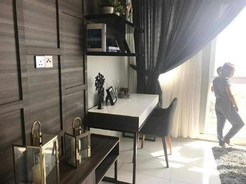 Condominium for Sale at D'Suites Akasia Horizon @ Horizon Hills - Wee Howe - Study - PropertyGuru.com.my