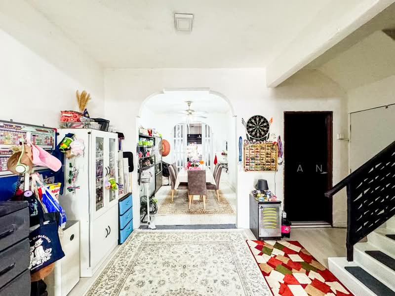 2-storey Terraced House for Sale in Taman Selayang Indah (Selayang) - Thoriq Suparman - Dining Room - PropertyGuru.com.my