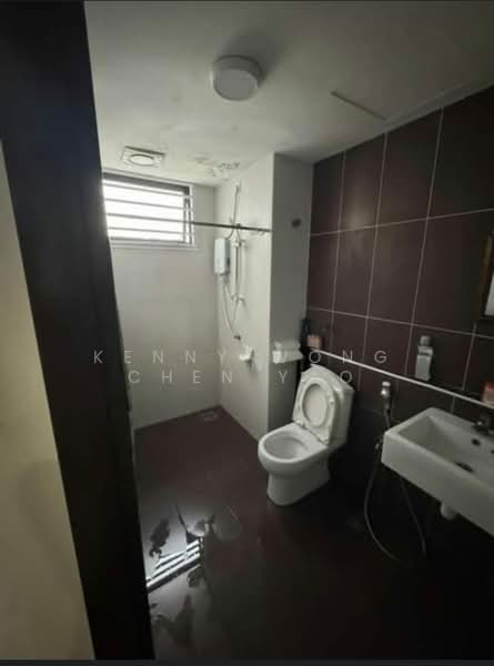 Service Residence for Sale at The Garden Residences - Kenny Wong Chen Yao - Bathroom - PropertyGuru.com.my