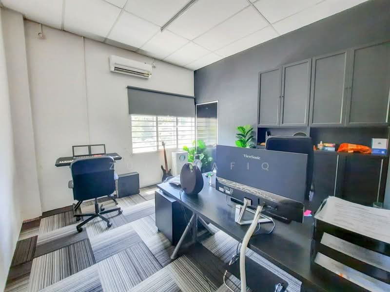 Kedai / Pejabat untuk Dijual di KL City Centre (Kuala Lumpur) - Zul Syafiq - Study - PropertyGuru.com.my