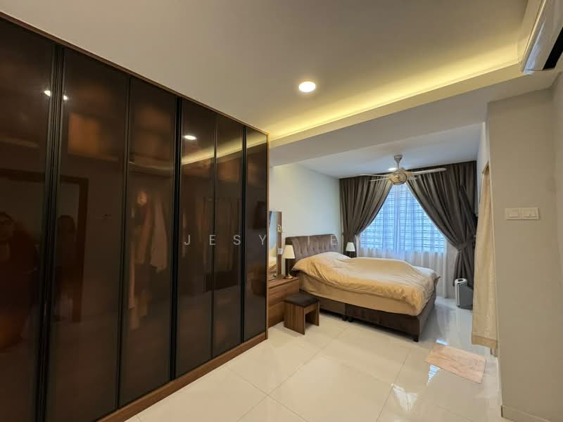 1.5-storey Terraced House for Rent in Taman Molek (Johor Bahru) - Jesy Tey - Bedroom - PropertyGuru.com.my
