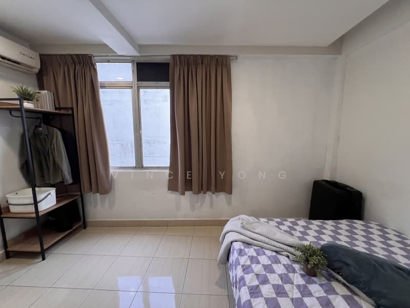 Rumah Teres 1 Tingkat untuk Disewa di Taman Serdang Jaya (Seri Kembangan) - Vince Yong - Bedroom - PropertyGuru.com.my