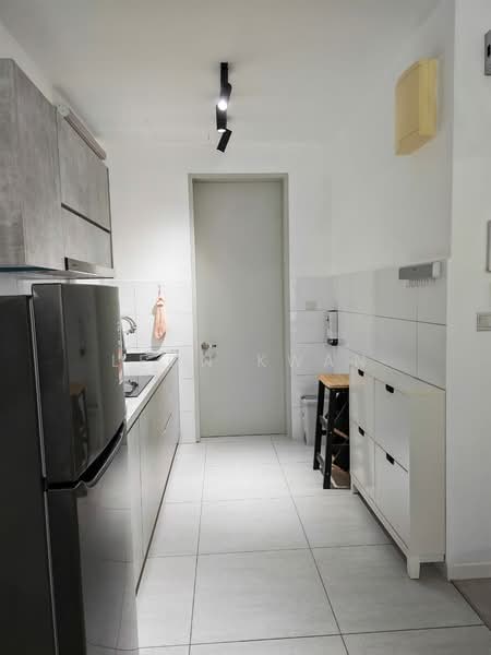 Servis Apartment untuk Disewa di The Clio 2 Residences - Leon Kwan - Kitchen - PropertyGuru.com.my