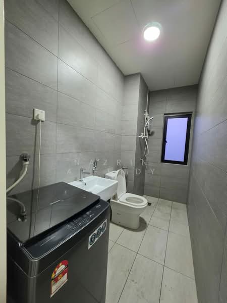 Service Residence for Rent at Habitus @ City of Elmina - Nazrin Affendy - Bathroom - PropertyGuru.com.my