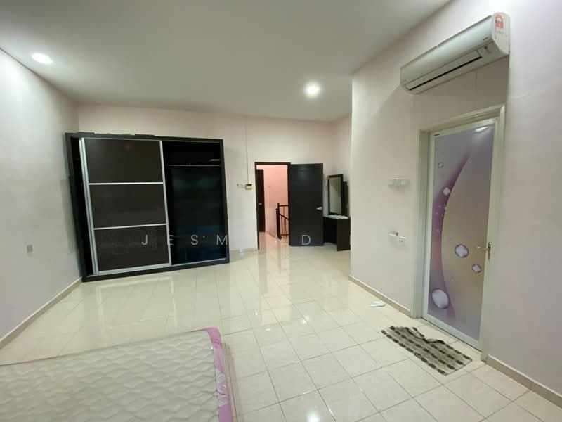 Rumah Teres 2 Tingkat untuk Dijual di Taman Pulai Utama (Skudai) - Jesmond Lee - Bedroom - PropertyGuru.com.my