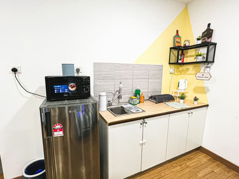 Service Residence for Rent at Symphony Tower (Menara Simfoni) - Aaron Yeoh - Kitchen - PropertyGuru.com.my