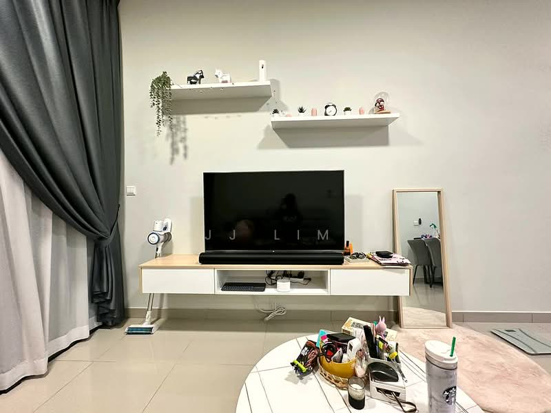 Servis Apartment untuk Disewa di Citizen 2 - JJ Lim - Living Room - PropertyGuru.com.my