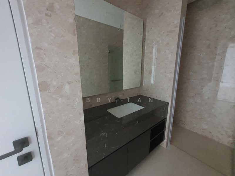 Service Residence for Sale at Regent Suites @ Pavilion Damansara Heights - Abby Tan - Bathroom - PropertyGuru.com.my